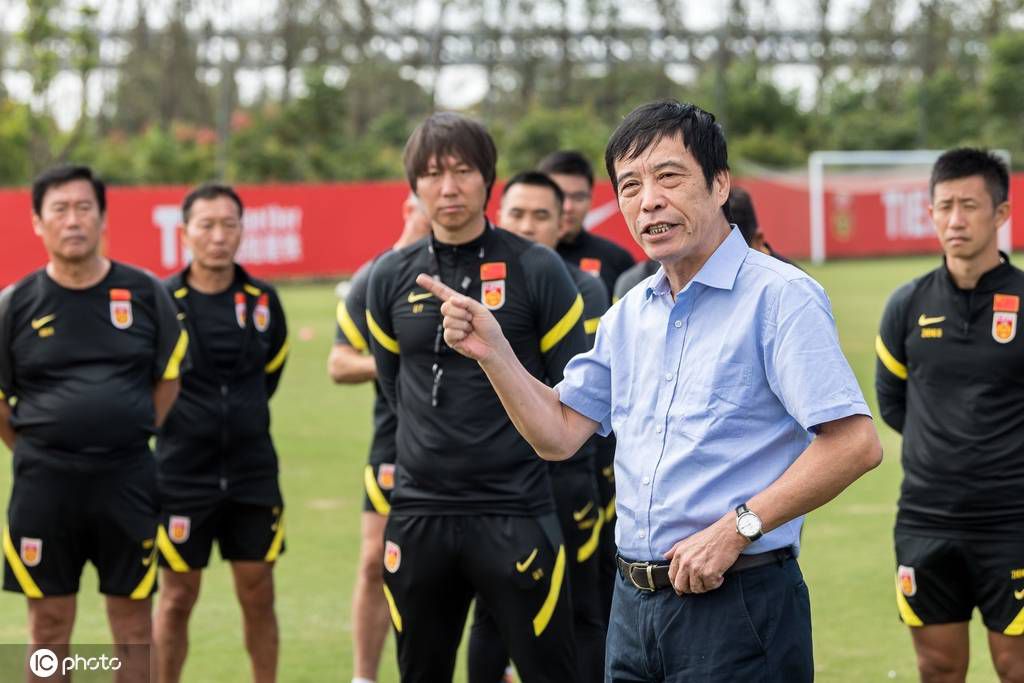 托蒂与斯帕莱蒂相见后，面对采访时说道：“没有比这更好的重逢机会了，我们像这样把这一刻献给这些孩子们，那就更好了——我们做事不光要为自己，更要为别人。